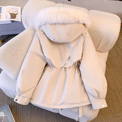 Women’s Hooded Jacket: Cozy Style for Autumn and Winter