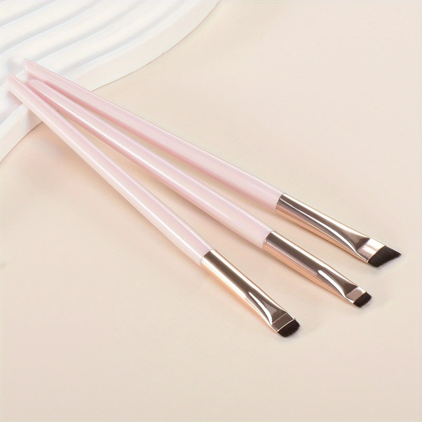 3pcs Precision Eyeliner & Eyebrow Brush Set